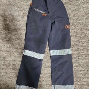 Clogger Defender Pro Chainsaw Pants 30x32